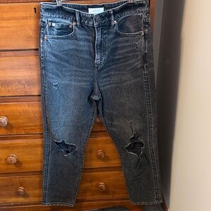 Woman’s Distressed Black Jeans